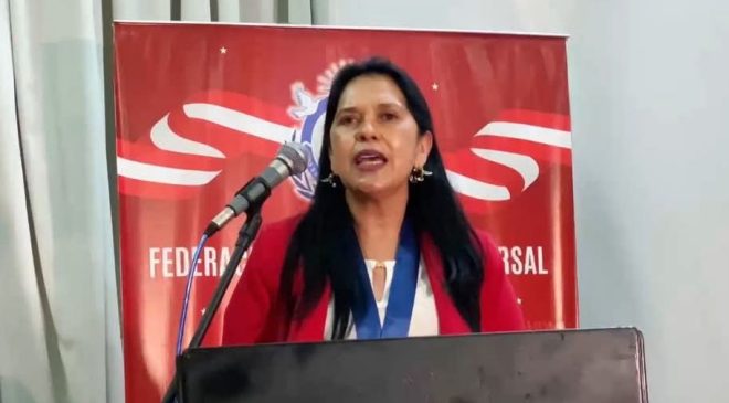 ¿Puede un Verso Curar lo que la Ciencia No Alcanza? La Alquimia Secreta de Magaly Díaz Barrios