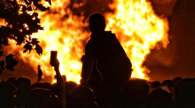 Noche de San Juan: historia, hogueras y pequeños rituales para dar la bienvenida al verano