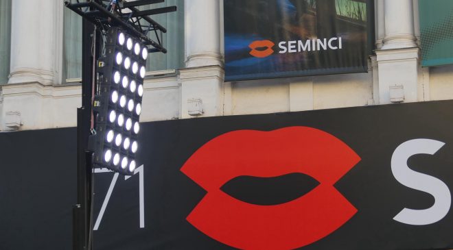 Seminci 2026 (Jornada 4): Entre la melodía salvadora, el enigma literario y la trampa corporativa